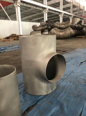 大口径三通与大直径三通的工业应用与技术解析